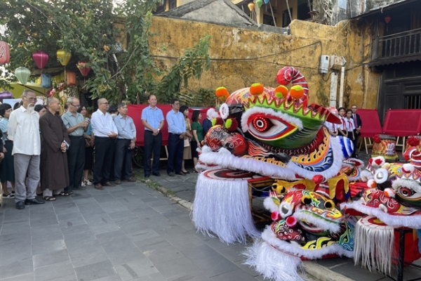 Ancient town’s Full Moon Festival given national heritage status