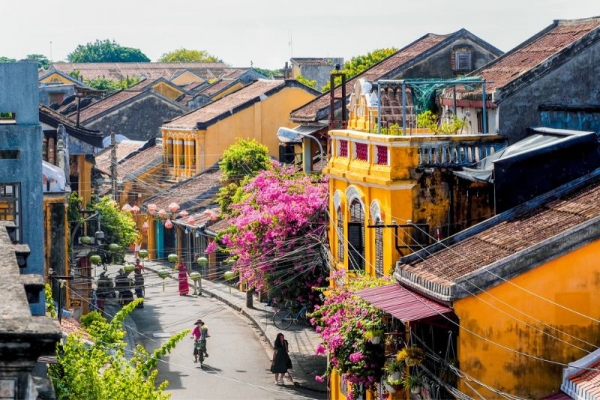 Top 5 Enthralling Destinations in Vietnam Travelers Must Come Once-In-A-Lifetime