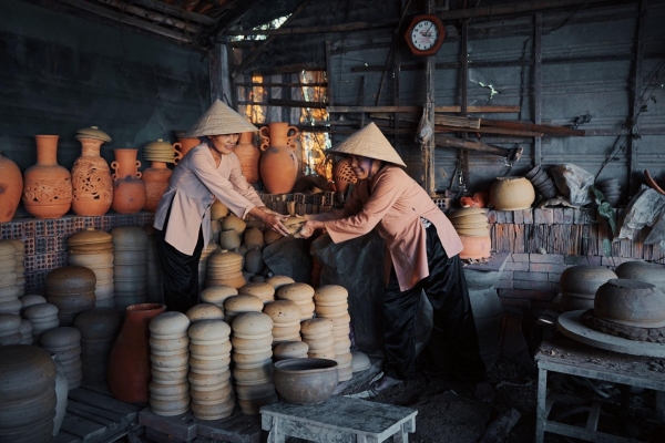 Làng gốm Thanh Hà: Khám phá làng nghề truyền thống 500 năm tuổi