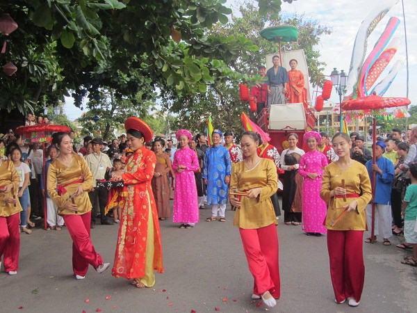 tai hien dam cuoi cong nu ngoc hoa voi thuong nhan nhat ban araki sotaro 1 wlmi