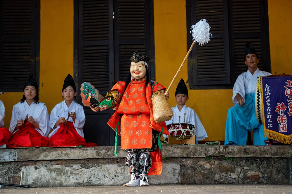 z72903600662640fb127b75c97d62372b52dd87443f719 djlg